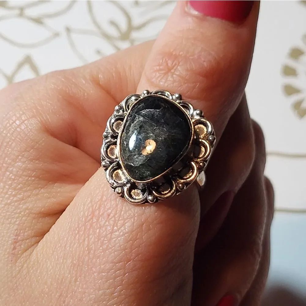 Labradorite Ring - Size 8.5